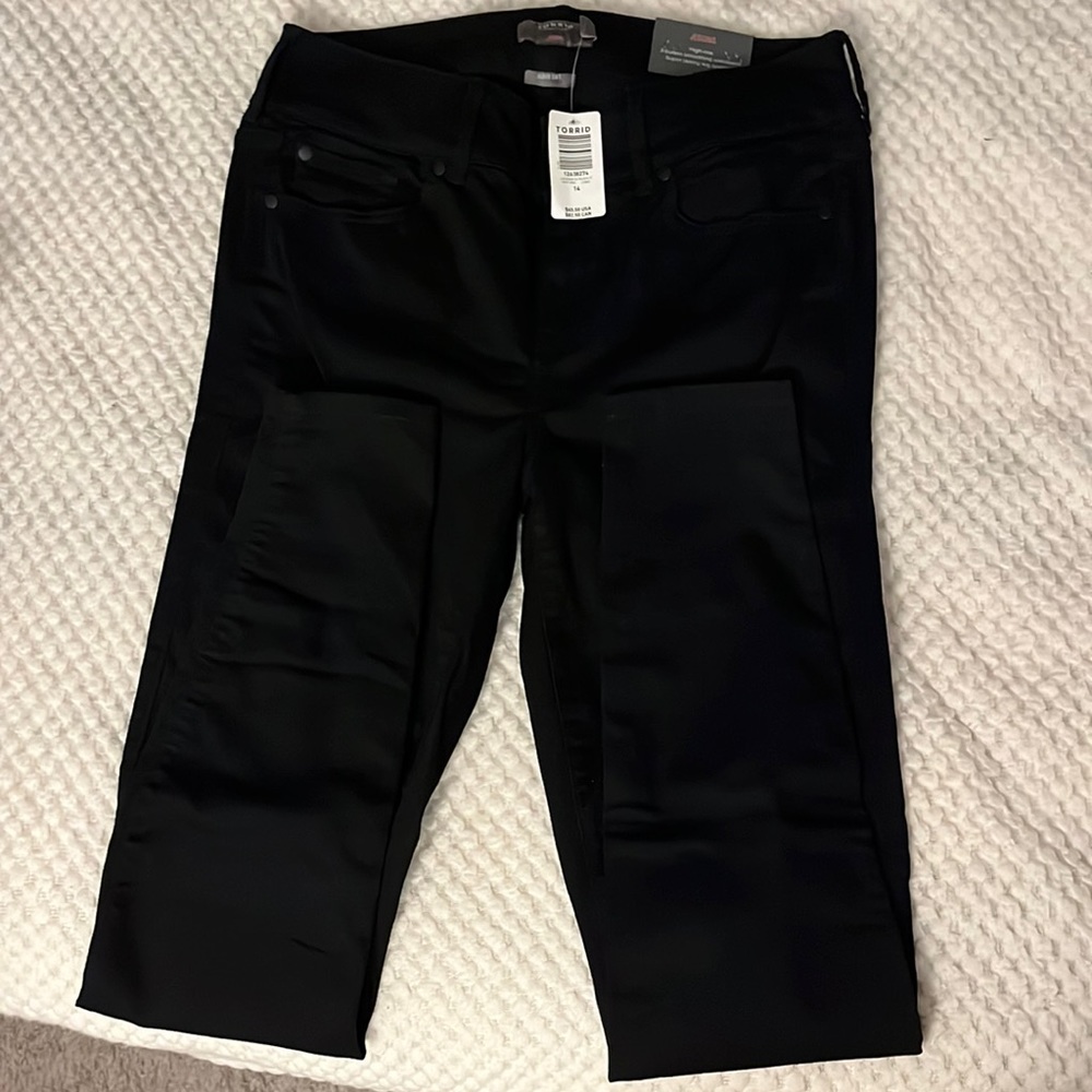 Torrid black “jegging” jeans